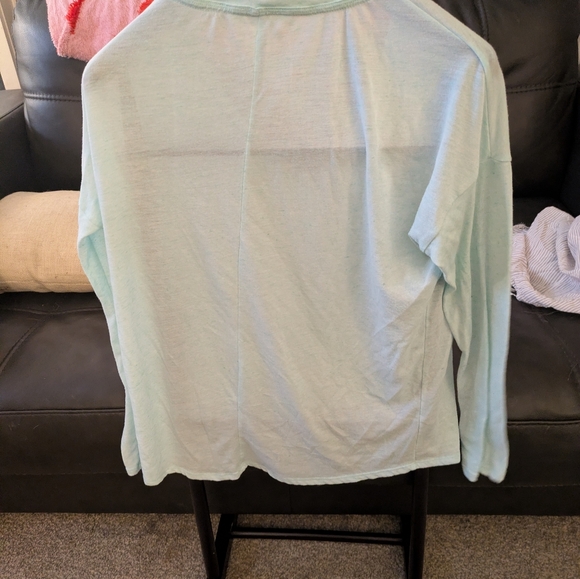 Light Blue V-Neck Long Sleeve Shirt - Picture 6 of 7